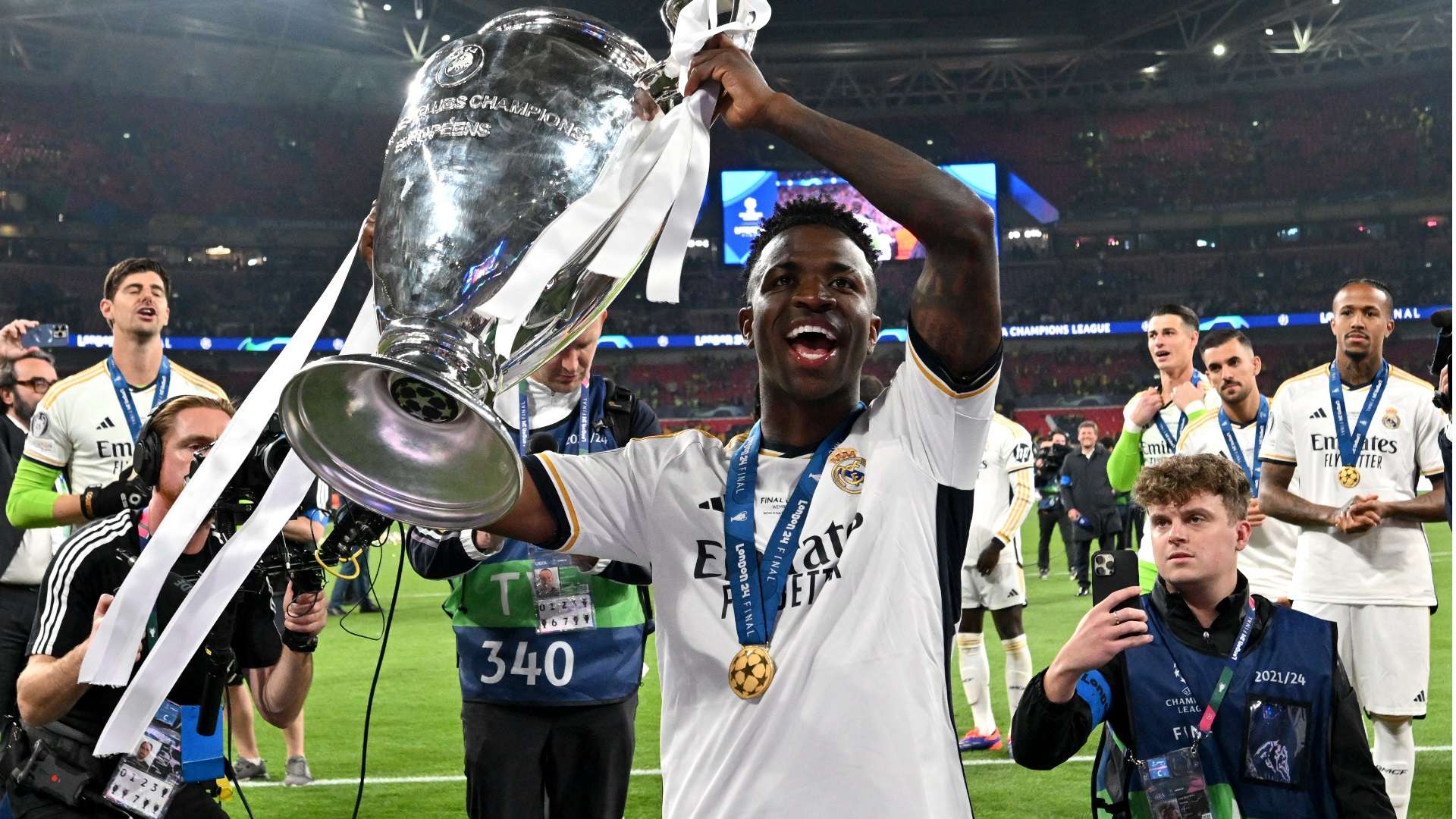 验丰富的教 验丰富的教