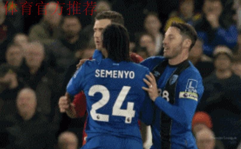 曼联被黑了！英超盲僧上线：无视对手4次禁区手球 锁喉也不出红牌